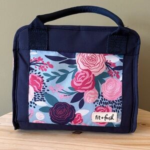 fit+fresh Floral Navy Insulated Cosmetic Case